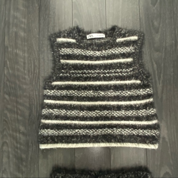 Zara Holiday 2 Piece Outfit, skirt and top - Picture 3 of 9